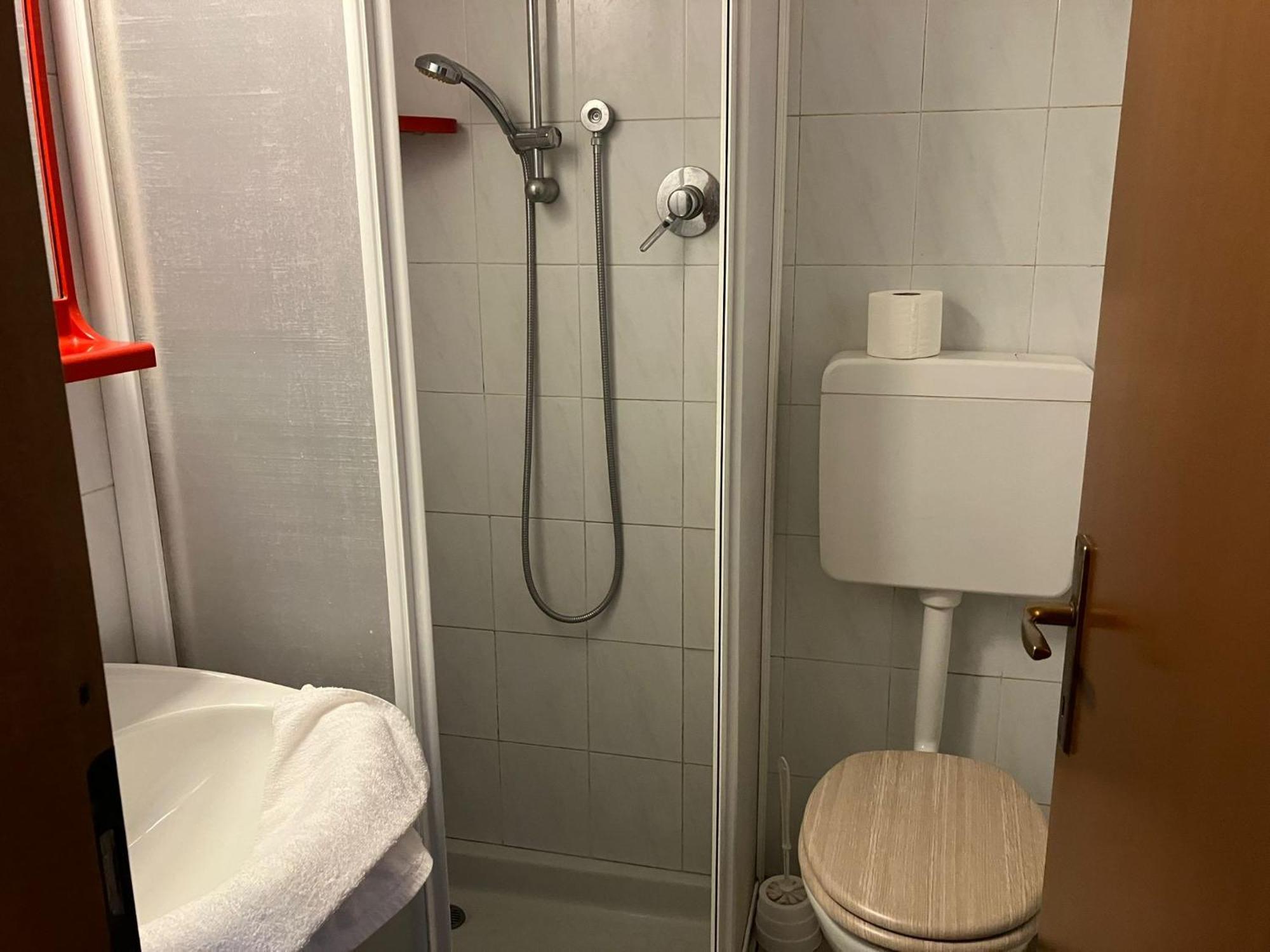 La Voglia Otel Villanova sull'Arda Dış mekan fotoğraf