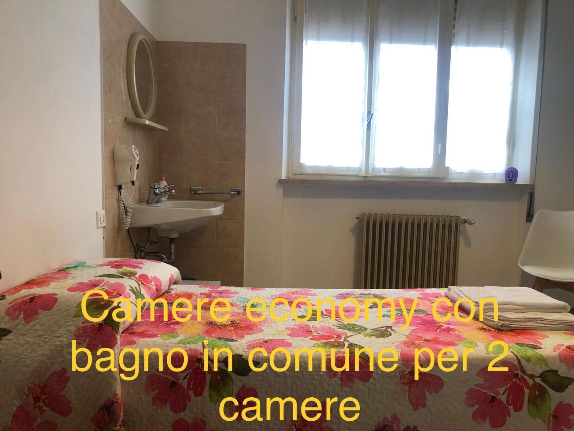 La Voglia Otel Villanova sull'Arda Dış mekan fotoğraf